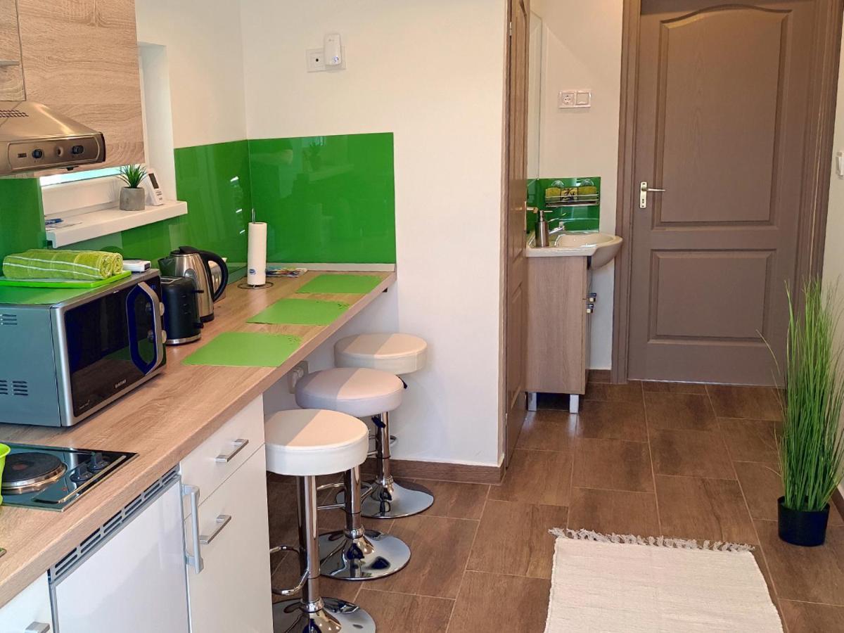 Hajdúszoboszló White Stone Apartman מראה חיצוני תמונה