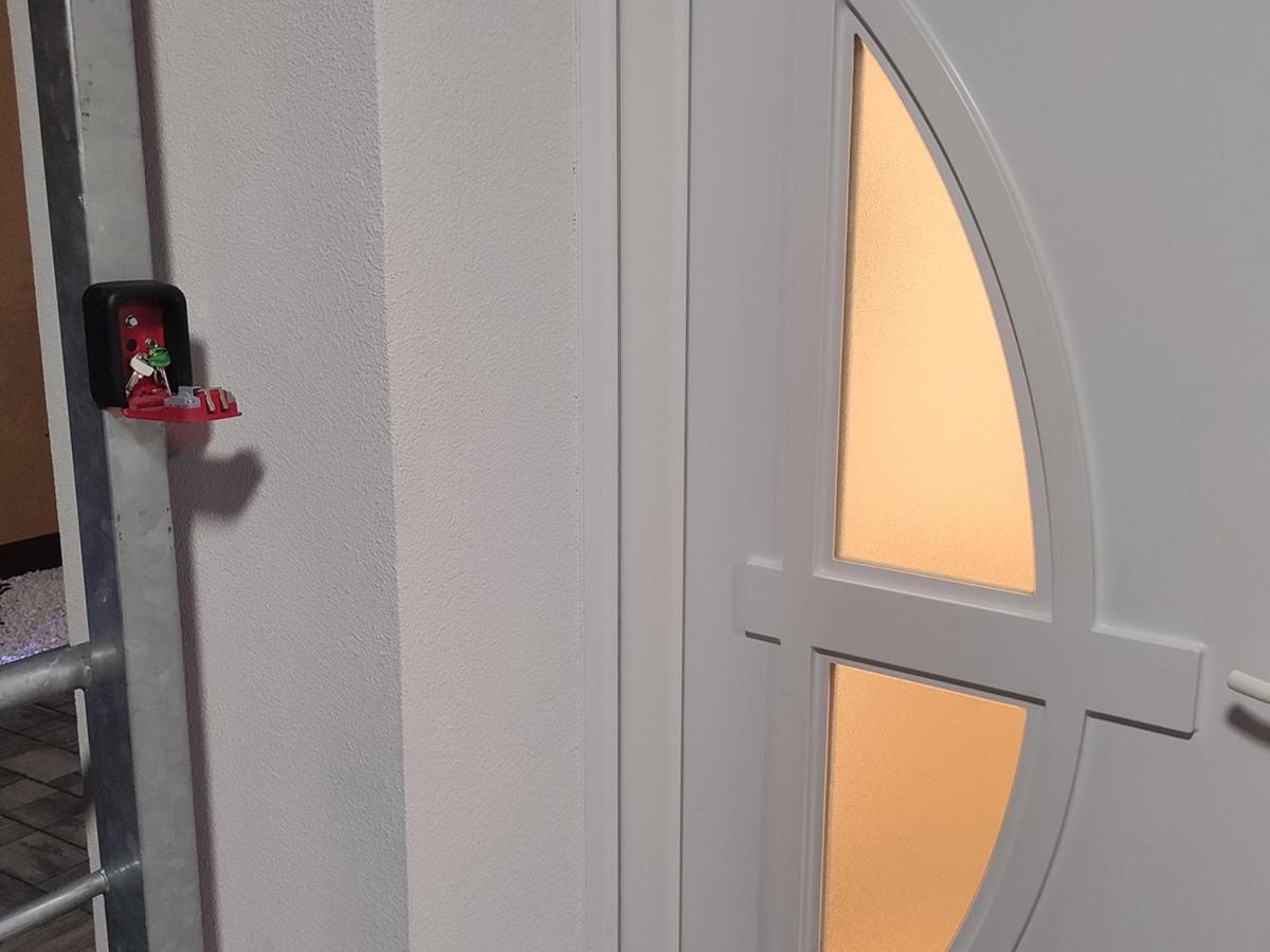 Hajdúszoboszló White Stone Apartman מראה חיצוני תמונה