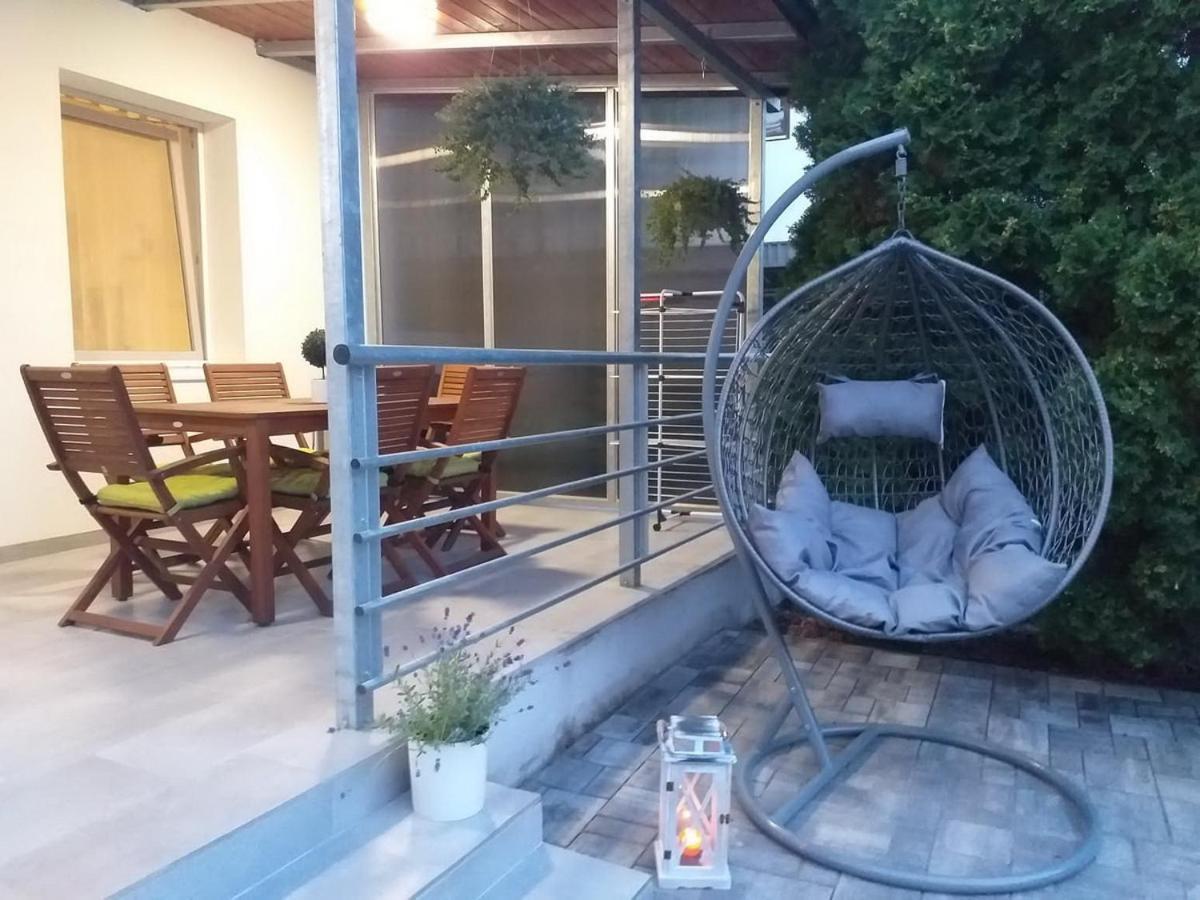 Hajdúszoboszló White Stone Apartman מראה חיצוני תמונה
