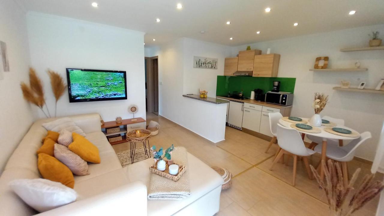 Hajdúszoboszló White Stone Apartman מראה חיצוני תמונה