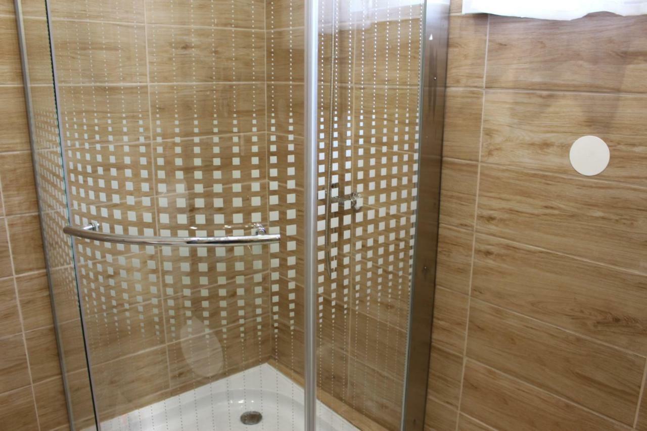 Hajdúszoboszló White Stone Apartman מראה חיצוני תמונה