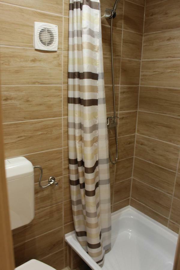 Hajdúszoboszló White Stone Apartman מראה חיצוני תמונה
